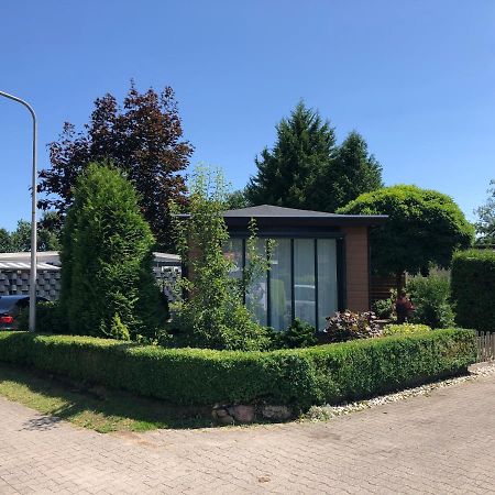 De Vlinder Luxe Chalet Op De Tien Heugten Schoonloo Eksteriør billede